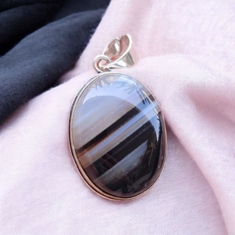 Agate Sulemani Pendant