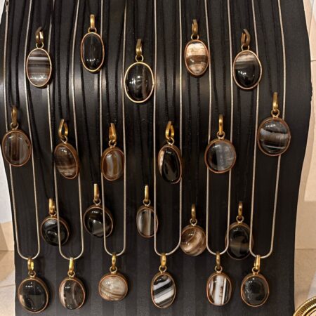 Sulemani Hakik Pendant Necklace