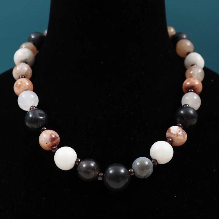 Agate Necklace